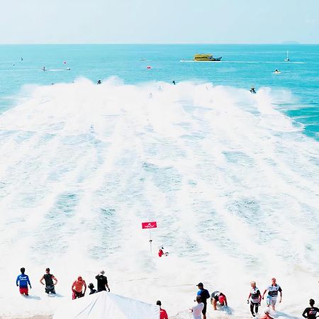 Great Location With Infinity Pool -Central Pattaya Apartment Екстериор снимка