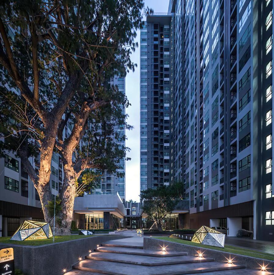 Great Location With Infinity Pool -Central Pattaya Apartment Екстериор снимка