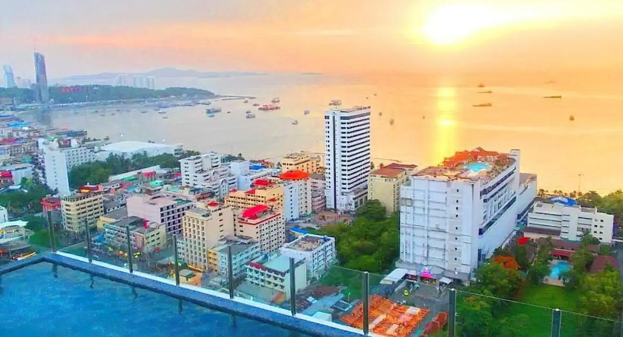Great Location With Infinity Pool -Central Pattaya Apartment Екстериор снимка