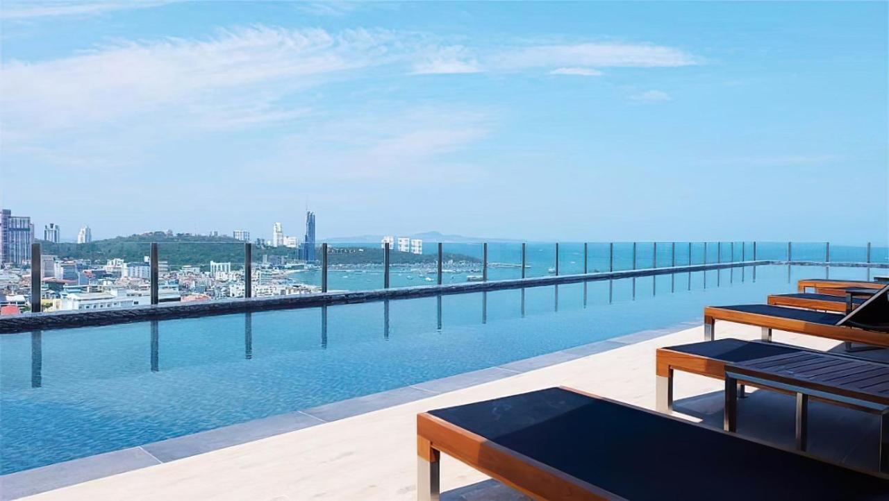 Great Location With Infinity Pool -Central Pattaya Apartment Екстериор снимка